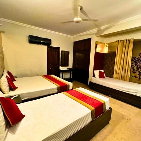 Doves Inn Hotel Kalma Chowk لاهور المظهر الخارجي الصورة