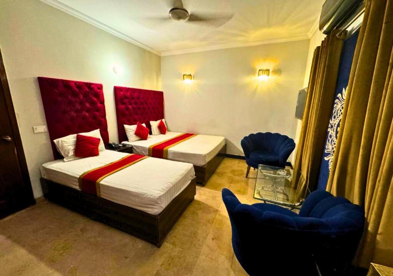 Doves Inn Hotel Kalma Chowk لاهور المظهر الخارجي الصورة