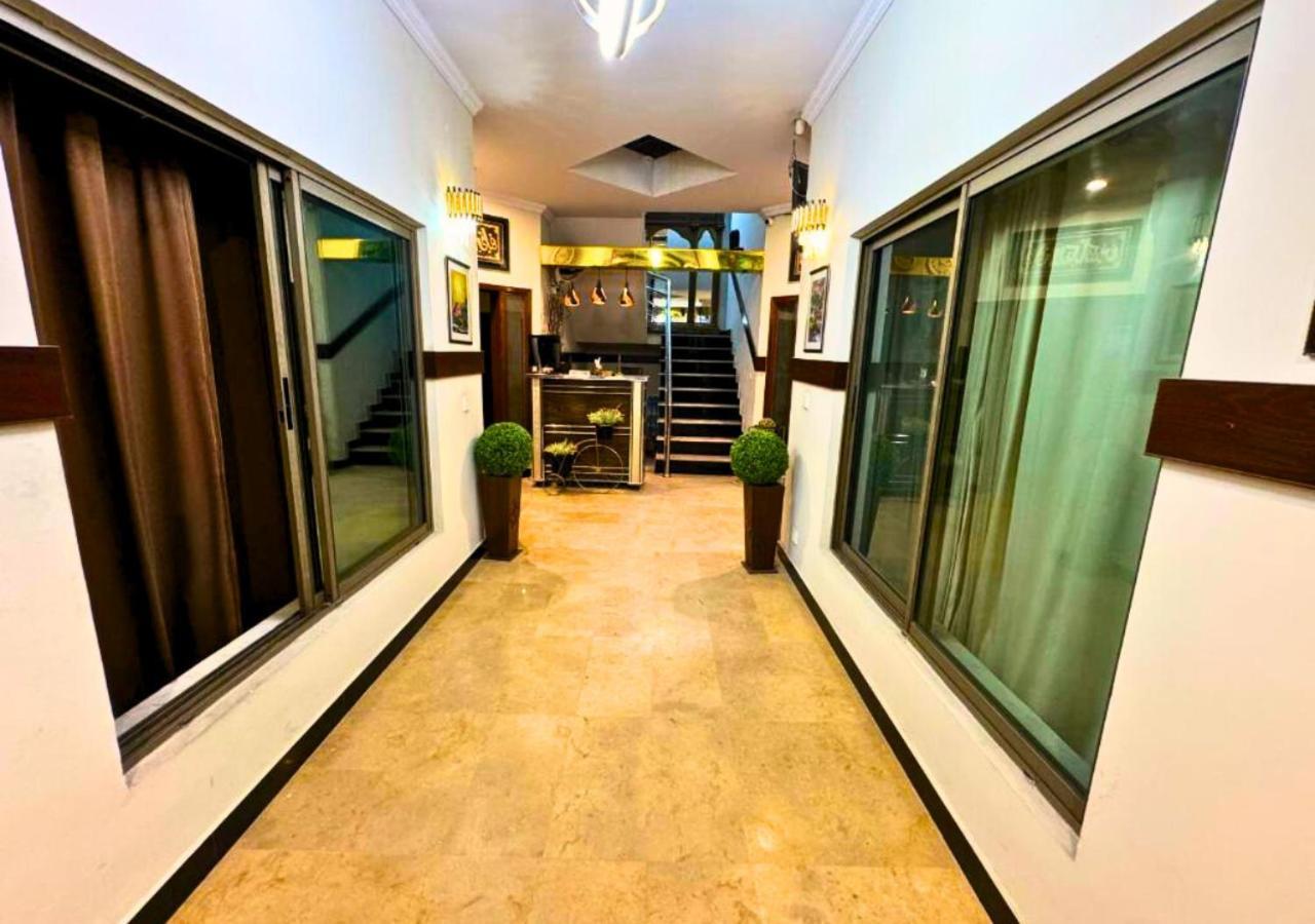 Doves Inn Hotel Kalma Chowk لاهور المظهر الخارجي الصورة